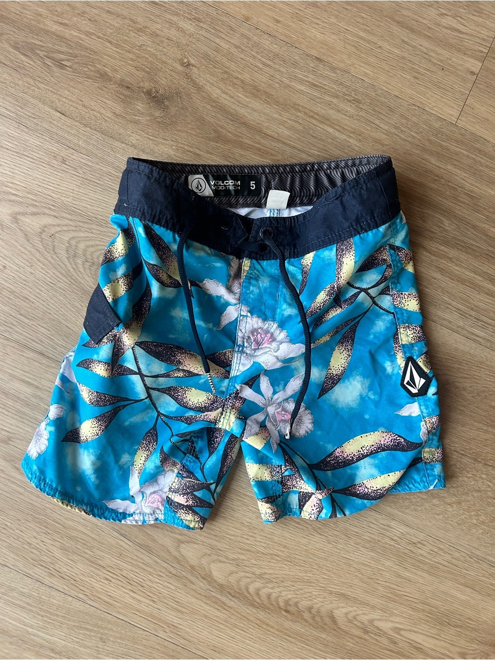 Volcom Boy’s Blue Floral Board Shorts